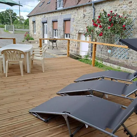 Holiday home Maison De Charme Renovee Avec Jardin, Ideale Pour Cyclistes Et Randonneurs, Proche Mont Saint-michel - Fr-1-497-201 *