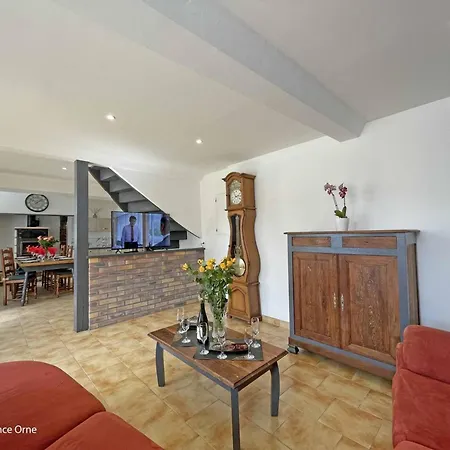 Maison Restauree Avec Charme A Domfront, Animaux Admis, Wifi, Pres Des Pistes Cyclables - Fr-1-497-201 Saint-Gilles-des-Marais