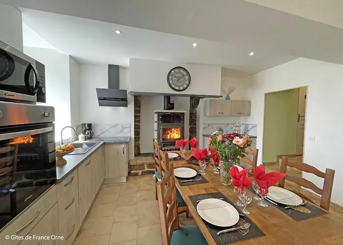 度假居 Maison Restauree Avec Charme A Domfront, Animaux Admis, Wifi, Pres Des Pistes Cyclables - Fr-1-497-201